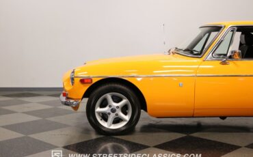 Mg-B-gt-1973-Yellow-Black-27