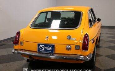 Mg-B-gt-1973-Yellow-Black-32