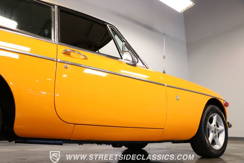 Mg-B-gt-1973-Yellow-Black-33