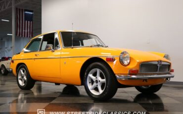 Mg-B-gt-1973-Yellow-Black-36