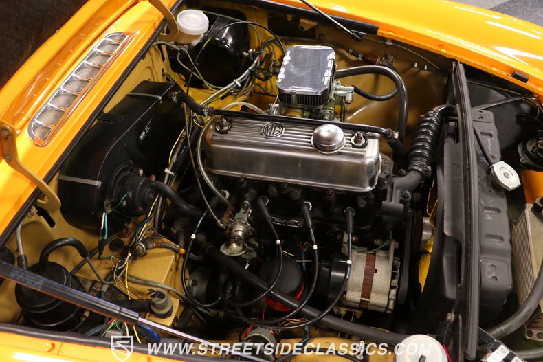 Mg-B-gt-1973-Yellow-Black-9