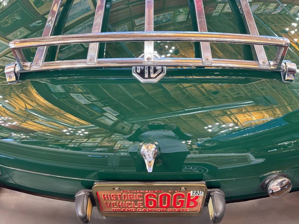 Mg-Mgb-roadster-1980-green-5
