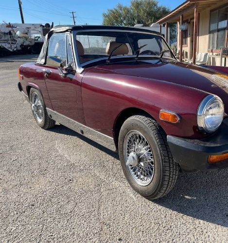 Mg-Midget-1979-Burgundy-Tan-Leather-7