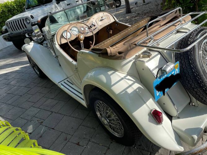 Mg-Td-1952-White-2