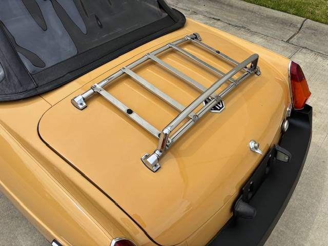Mg-mgb-1977-6