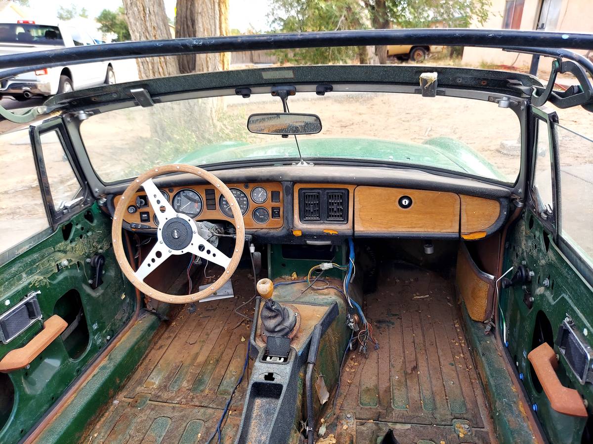 Mg-mgb-1977-8
