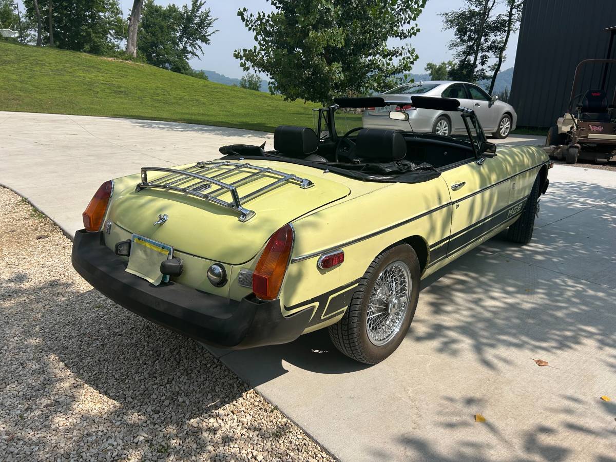 Mg-mgb-1977-yellow-4