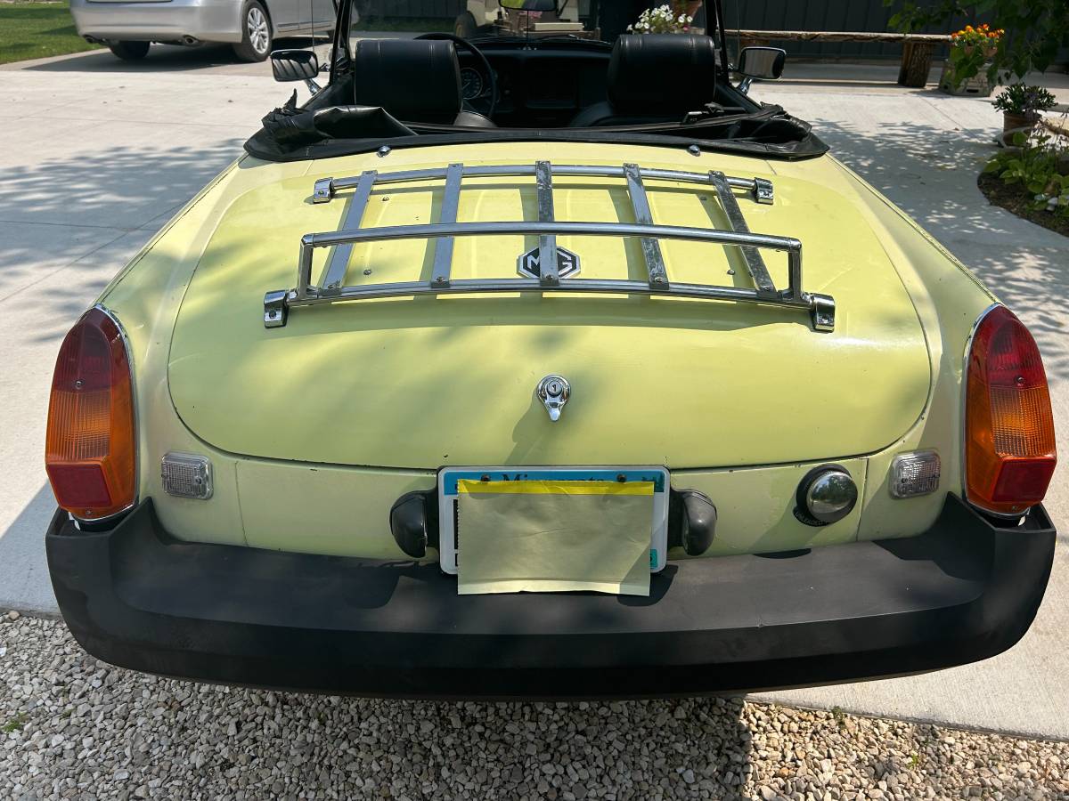 Mg-mgb-1977-yellow-7