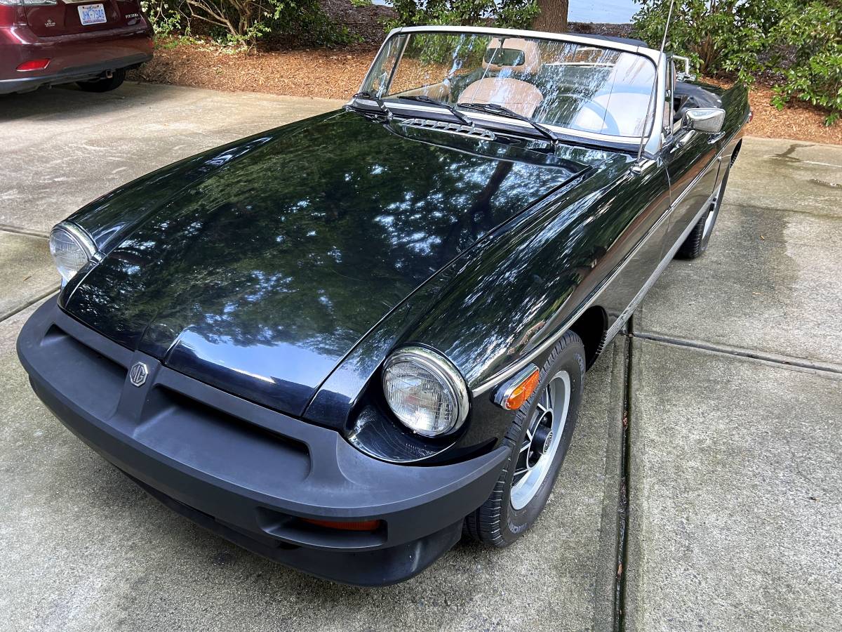 Mg-mgb-1980-black-1