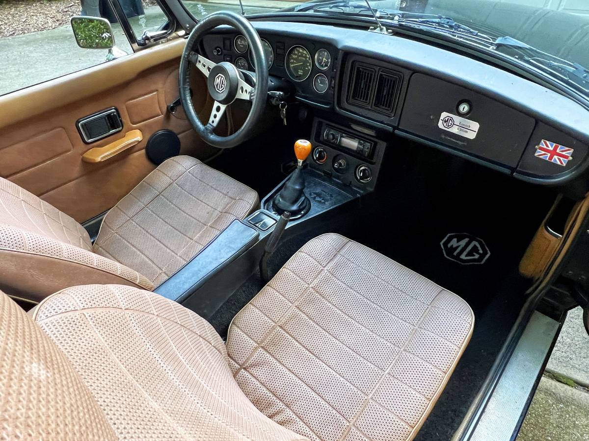 Mg-mgb-1980-black-2
