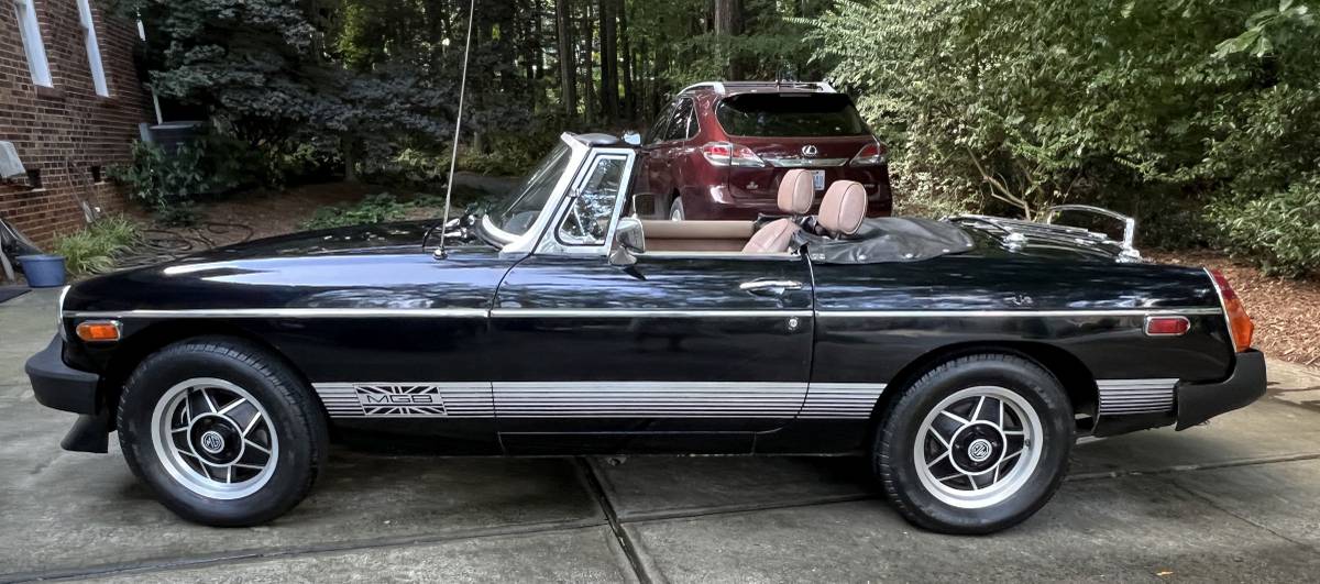 Mg-mgb-1980-black-4
