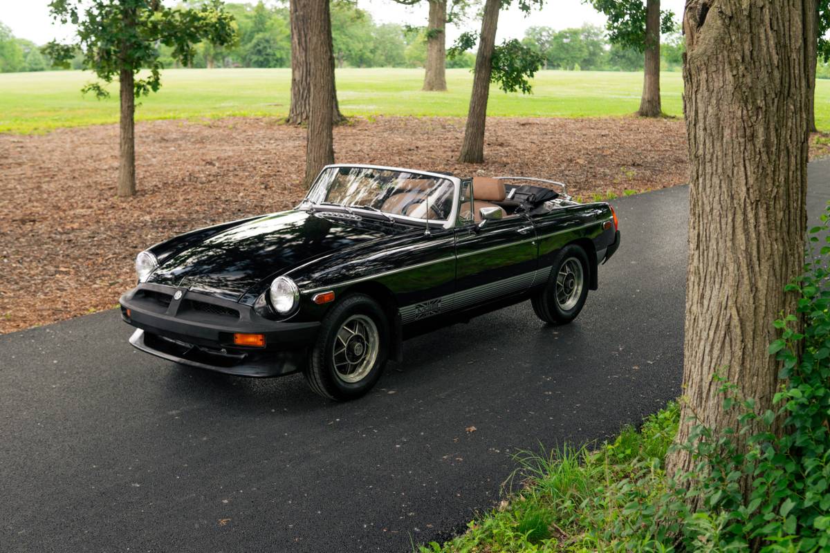 Mg-mgb-le-1980-black-1