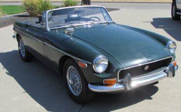 Mg-mgb-roadster-1971-green-1