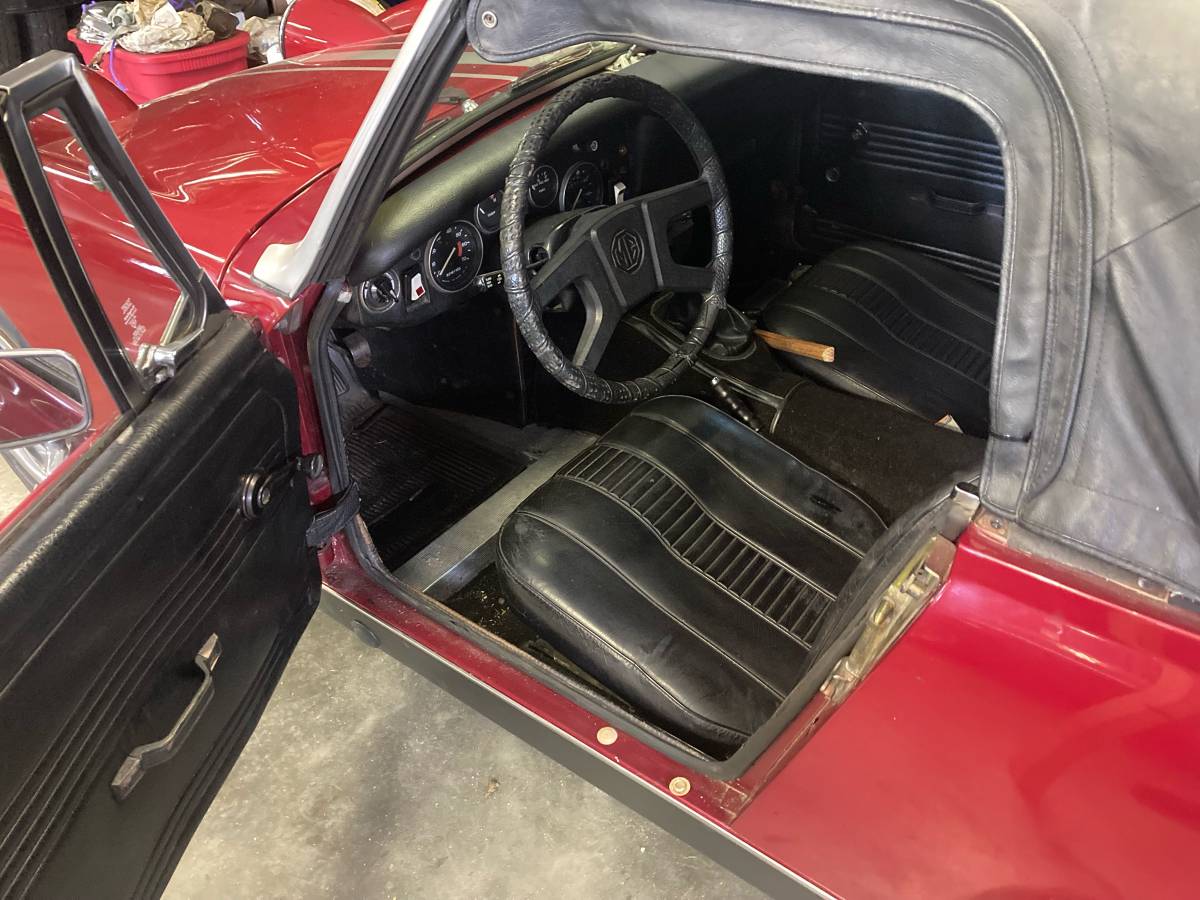 Mg-midget-1979-custom-2