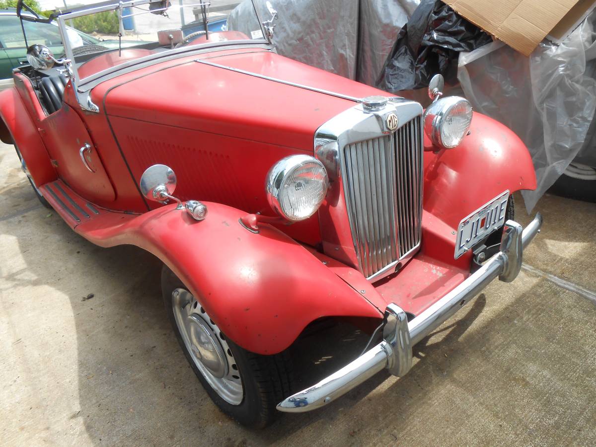 Mg-td-1952-red-2