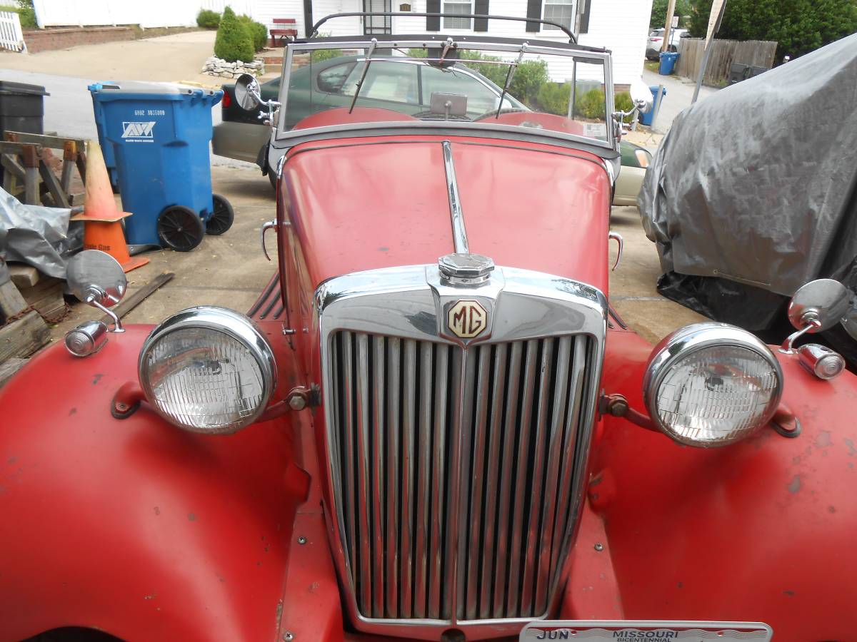 Mg-td-1952-red-8