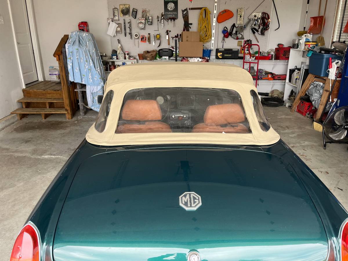 Mgb-1979-green-13