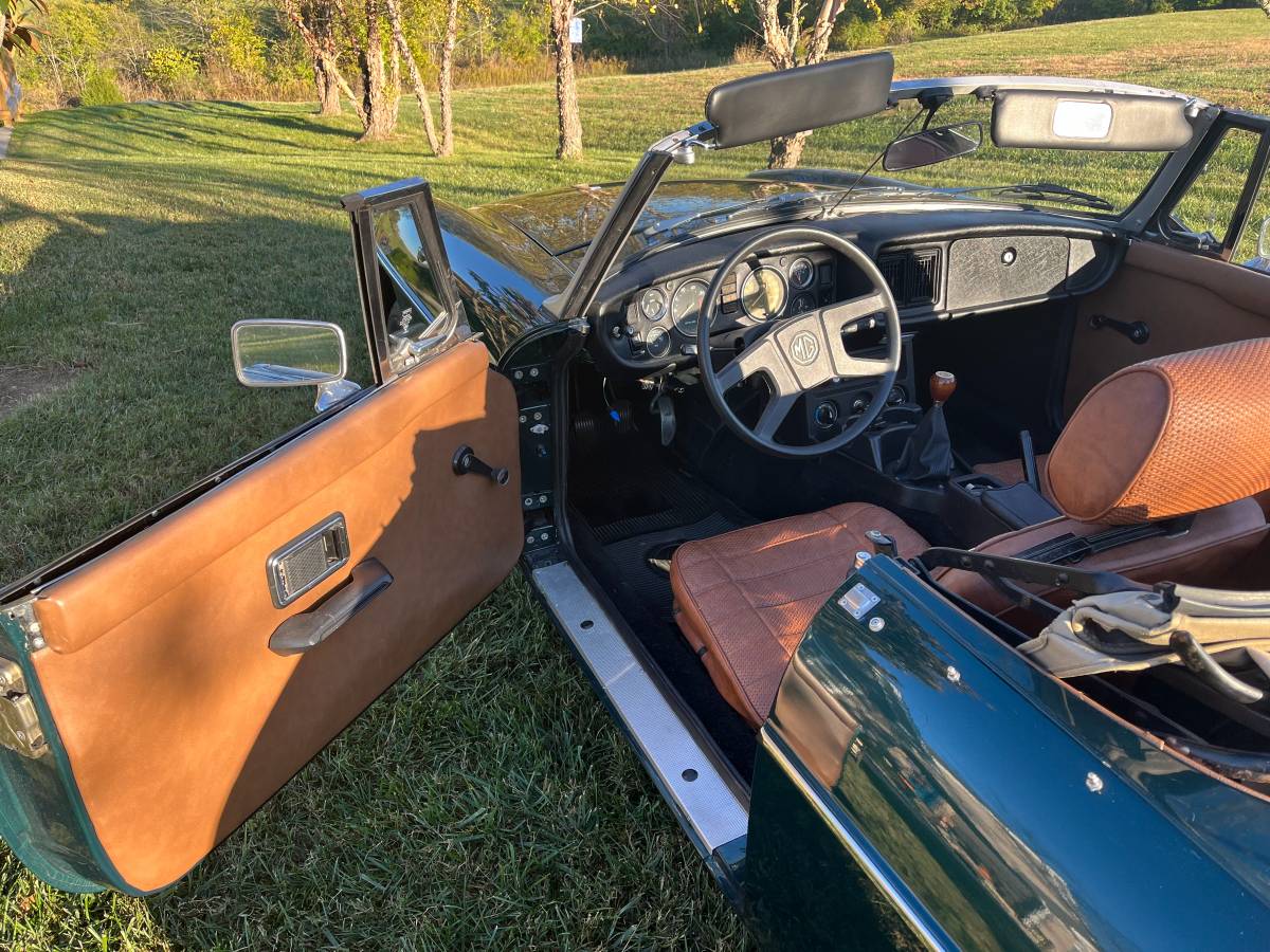 Mgb-1979-green-7