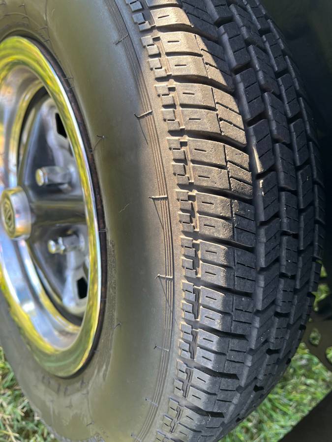 Mgb-1979-green-9