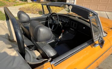 Mgb-convertible-1972-custom-2