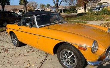 Mgb-convertible-1972-custom-3