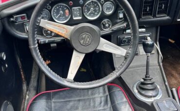 Mgb-convertible-1976-red-13