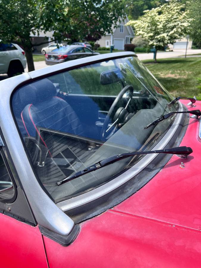 Mgb-convertible-1976-red-9