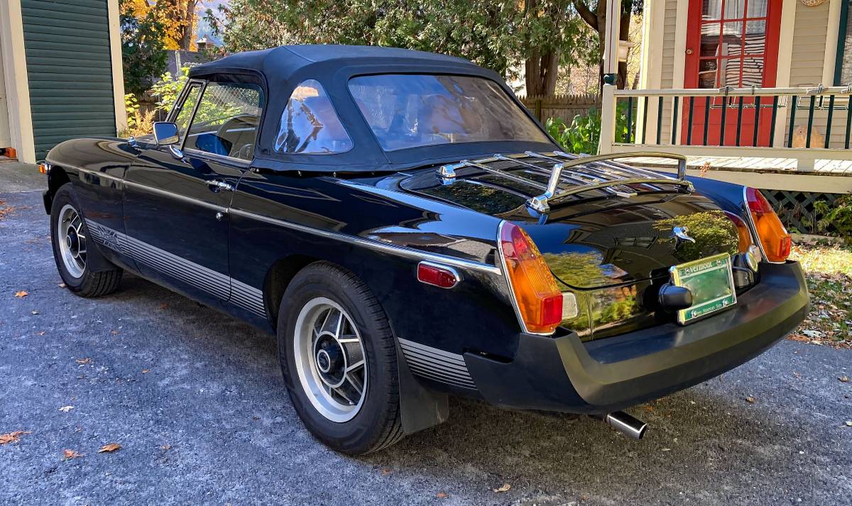 Mgb-roadster-1980-black-3
