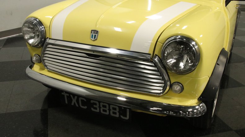 Mini-1970-Yellow-Gray-27