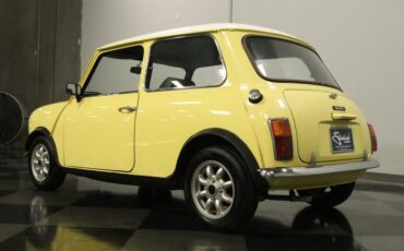 Mini-1970-Yellow-Gray-3