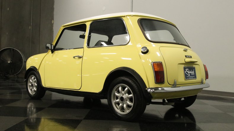 Mini-1970-Yellow-Gray-3