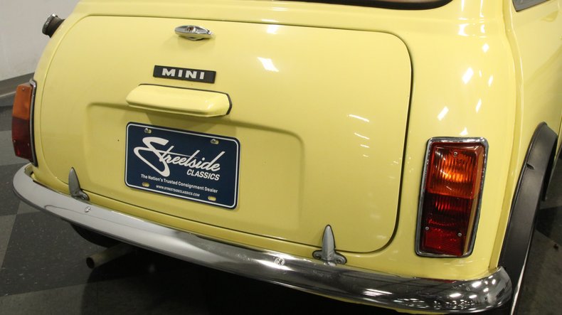 Mini-1970-Yellow-Gray-30