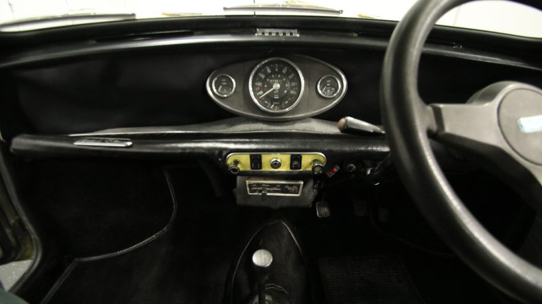 Mini-1970-Yellow-Gray-42