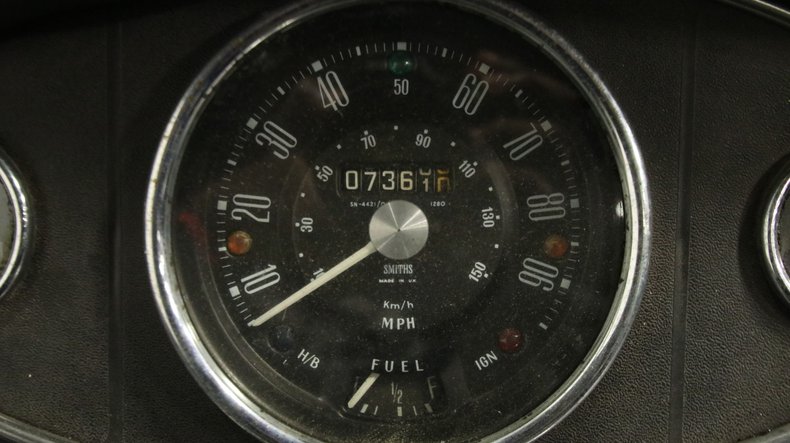 Mini-1970-Yellow-Gray-5