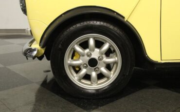 Mini-1970-Yellow-Gray-8