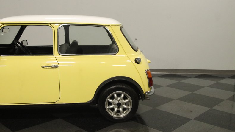 Mini-1970-Yellow-Gray-9
