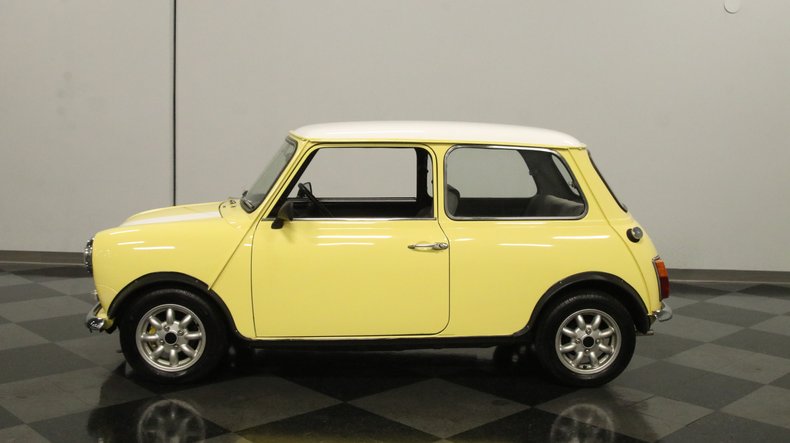 Mini-1970-Yellow-Gray