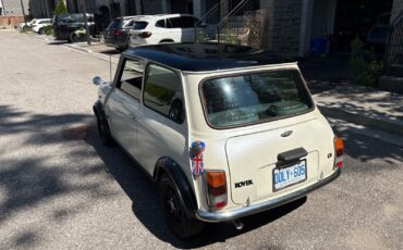 Mini-Classic-Mini-1995-Coupe-5