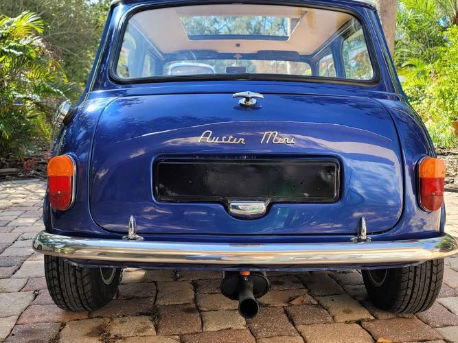 Mini-Cooper-1963-Blue-Brown-1