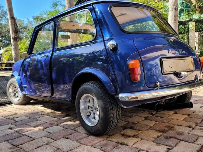 Mini-Cooper-1963-Blue-Brown-17