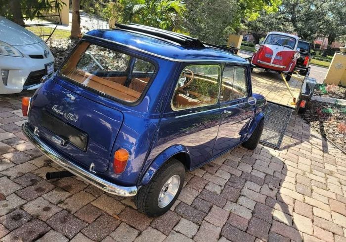 Mini-Cooper-1963-Blue-Brown-18