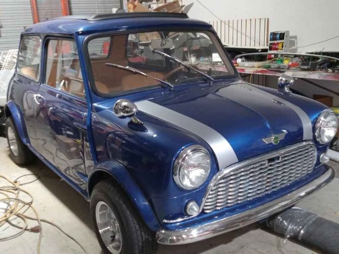 Mini-Cooper-1963-Blue-Brown-5