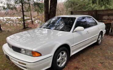 Mitsubishi-1992-white-1