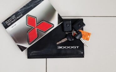 Mitsubishi-3000GT-1993-Hatchback-17
