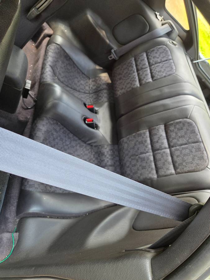 Mitsubishi-3000gt-1993-5
