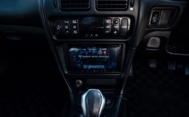 Mitsubishi-Lancer-1995-Sedan-20