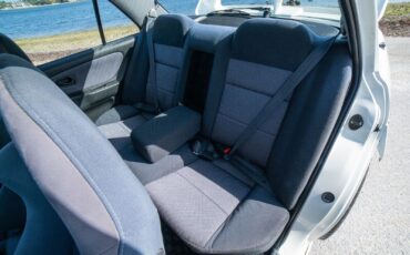 Mitsubishi-Lancer-1995-Sedan-22