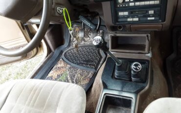 Mitsubishi-Mighty-max-4x4-1988-6