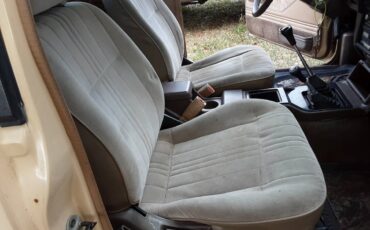 Mitsubishi-Mighty-max-4x4-1988-7