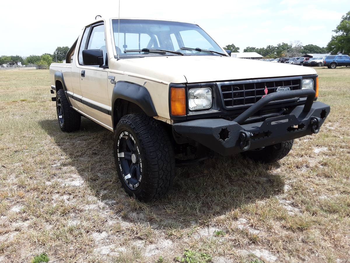 Mitsubishi-Mighty-max-4x4-1988
